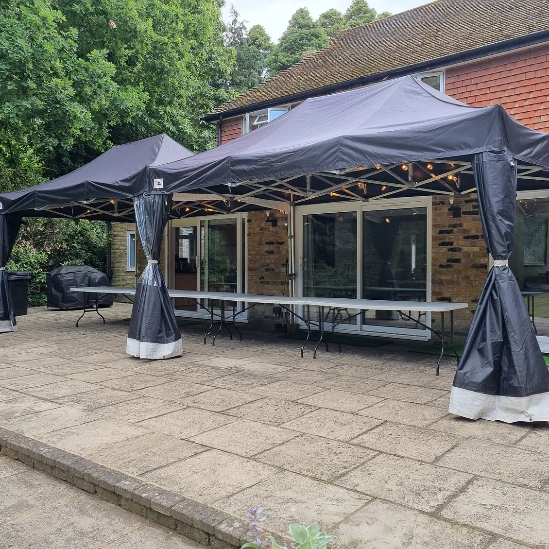Black marquee