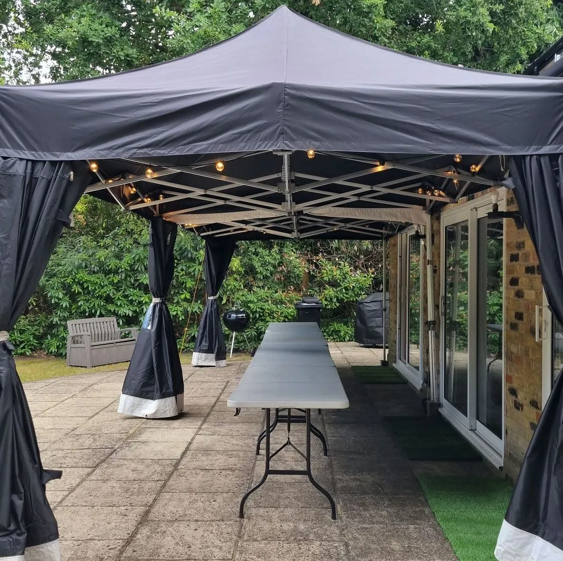 Black marquee